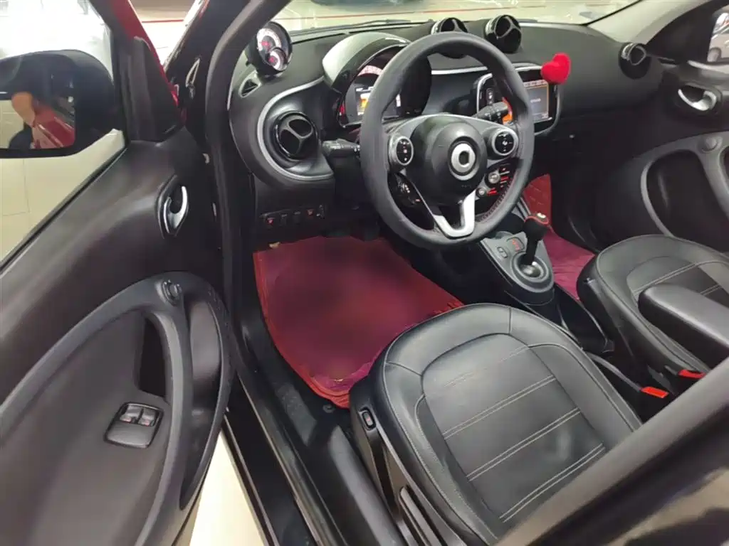 smart forfour 2018 2016 Model 0.9T 66kW Pioneer Edition