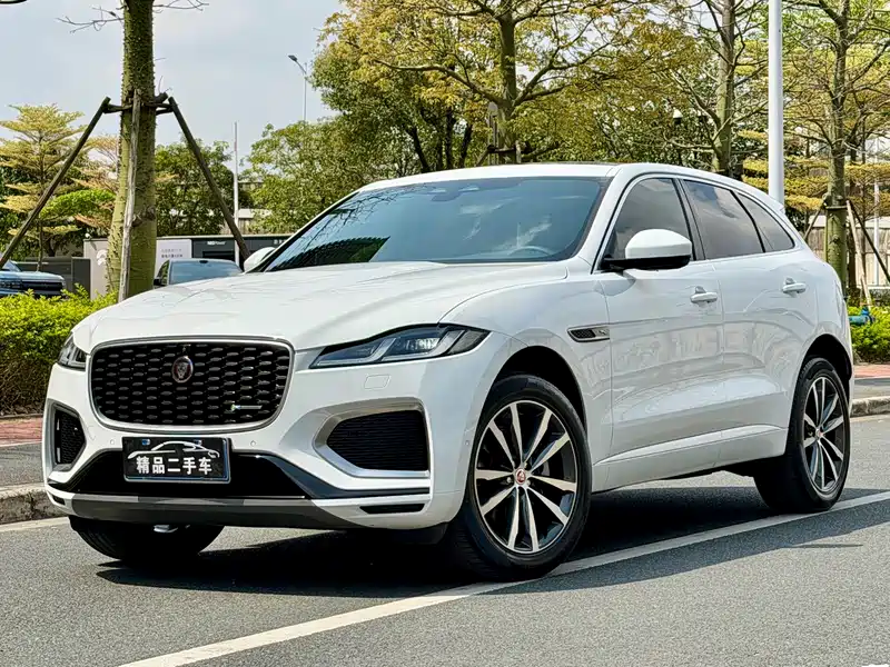Jaguar F-PACE 250PS R-Dynamic S