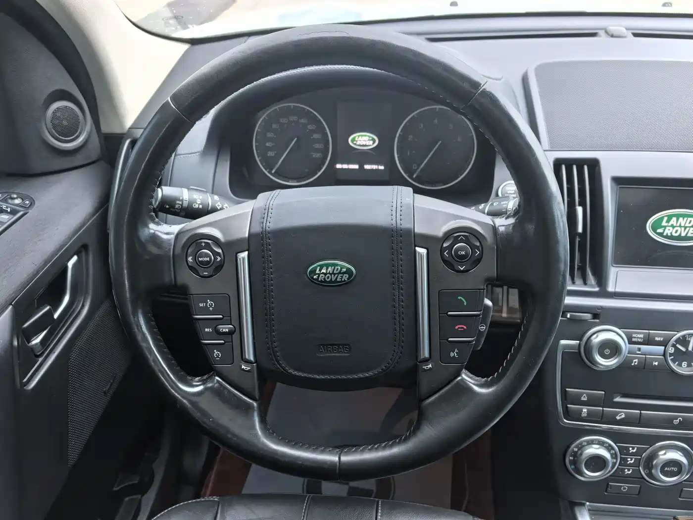 Land Rover Freelander 2 2014 2.0T Si4 SE Gasoline Edition фото 10