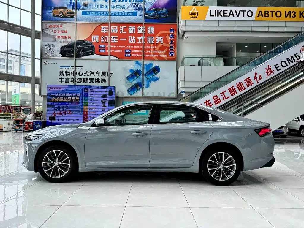 Фото 6 - Geely Preface