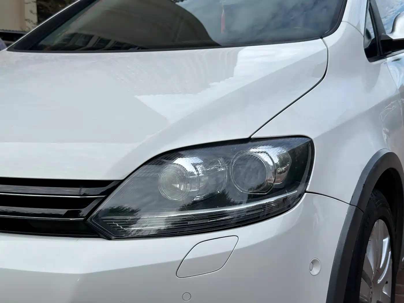 Volkswagen Golf (Import) 2011 1.4TSI Cross Golf фото 3