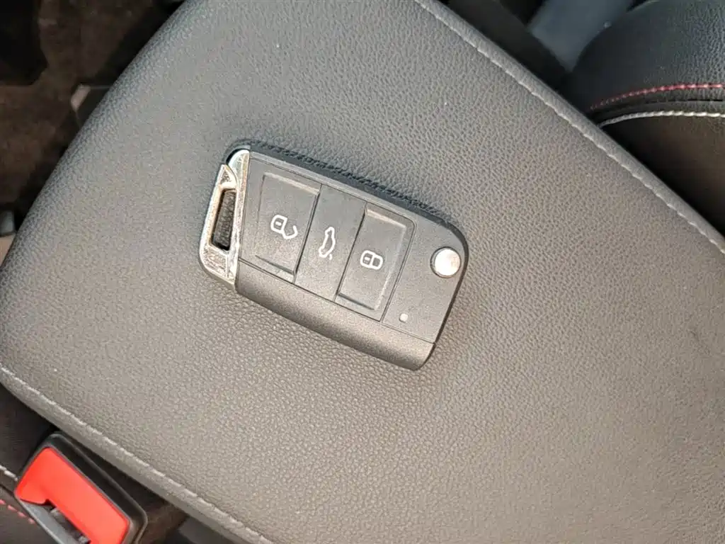 Volkswagen Tayron 2019 330TSI 2WD Luxury China VI фото 9