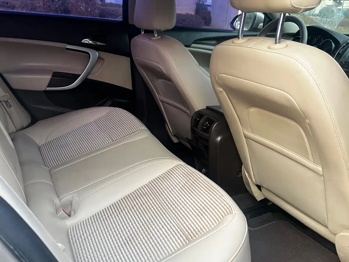 Buick Regal 2015 2.0L Leading Fashion Model фото 6