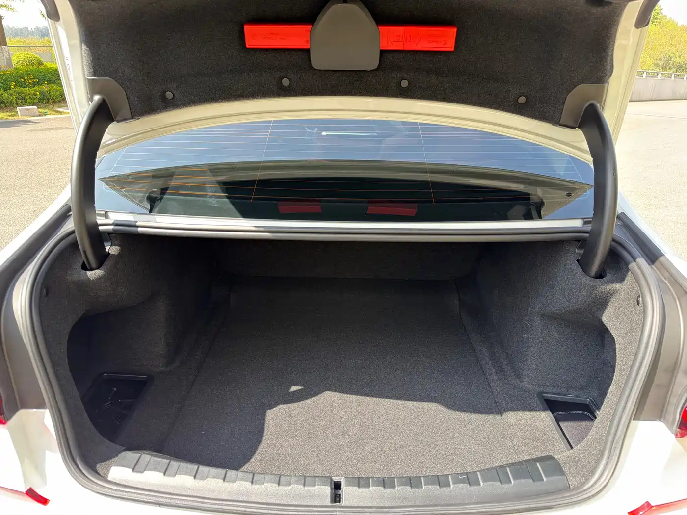 BMW 3 Series 2022 Facelift 325Li M Sport Package фото 23