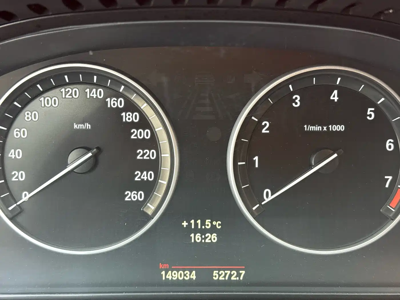 BMW 5 Series 2013 525Li Luxury фото 29