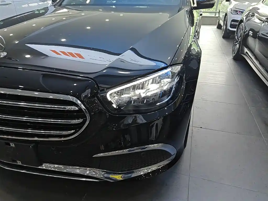 Mercedes-Benz E-Class 2023 Facelift E 260 L фото 24