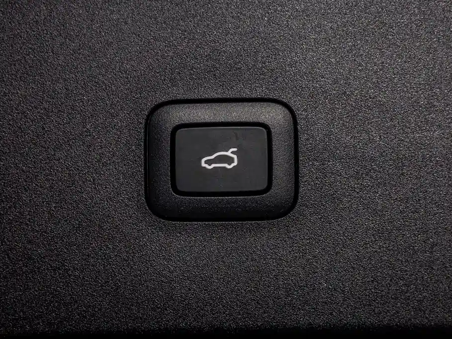 Xiaomi Auto Xiaomi YU7 2025 Extended Range RWD Edition фото 8