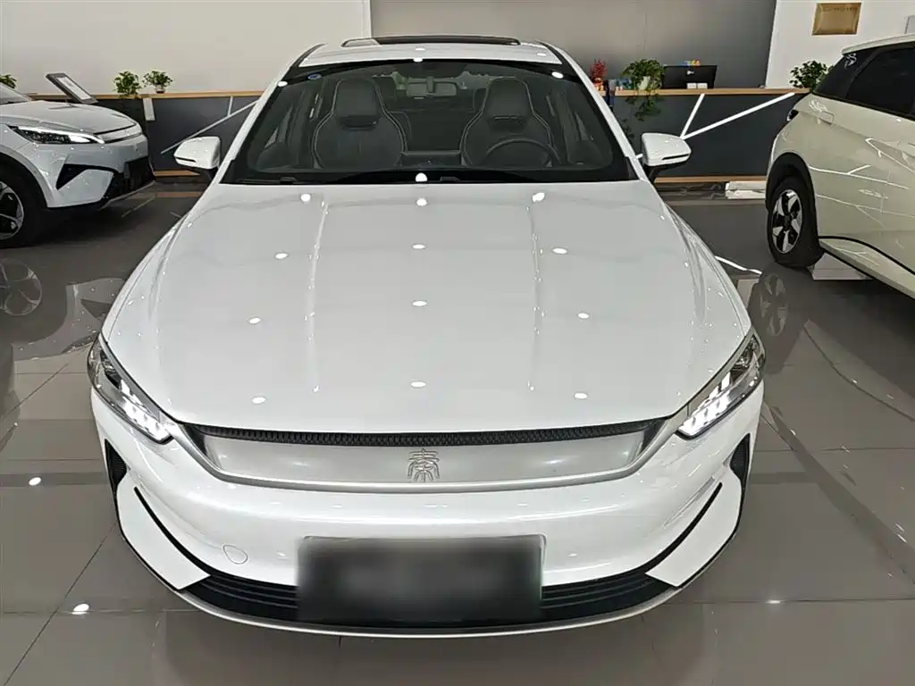 BYD Qin PLUS 2023 EV 510KM Travel Edition фото 3