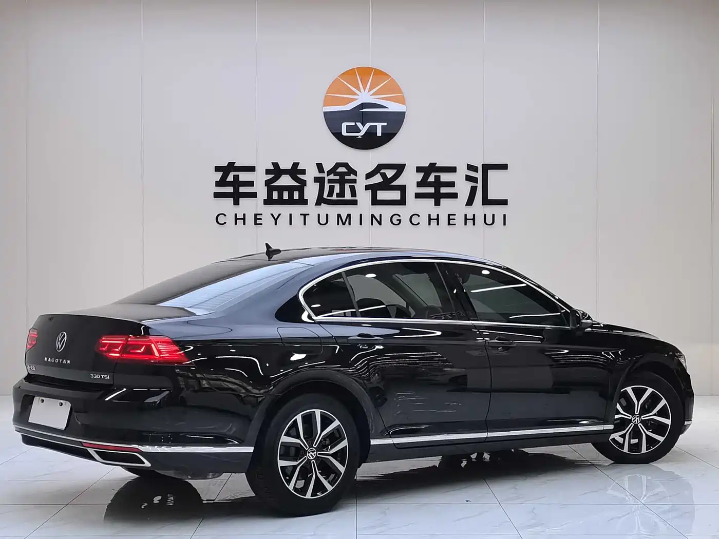 Volkswagen Magotan 2020 330TSI DSG Leading фото 6
