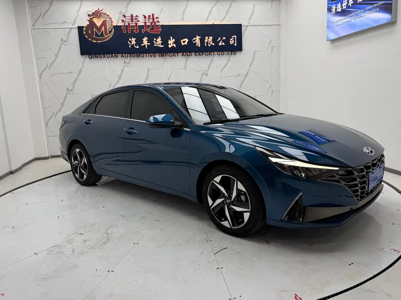 Hyundai Elantra 2021 1.5L CVT GLX Elite Edition фото 3