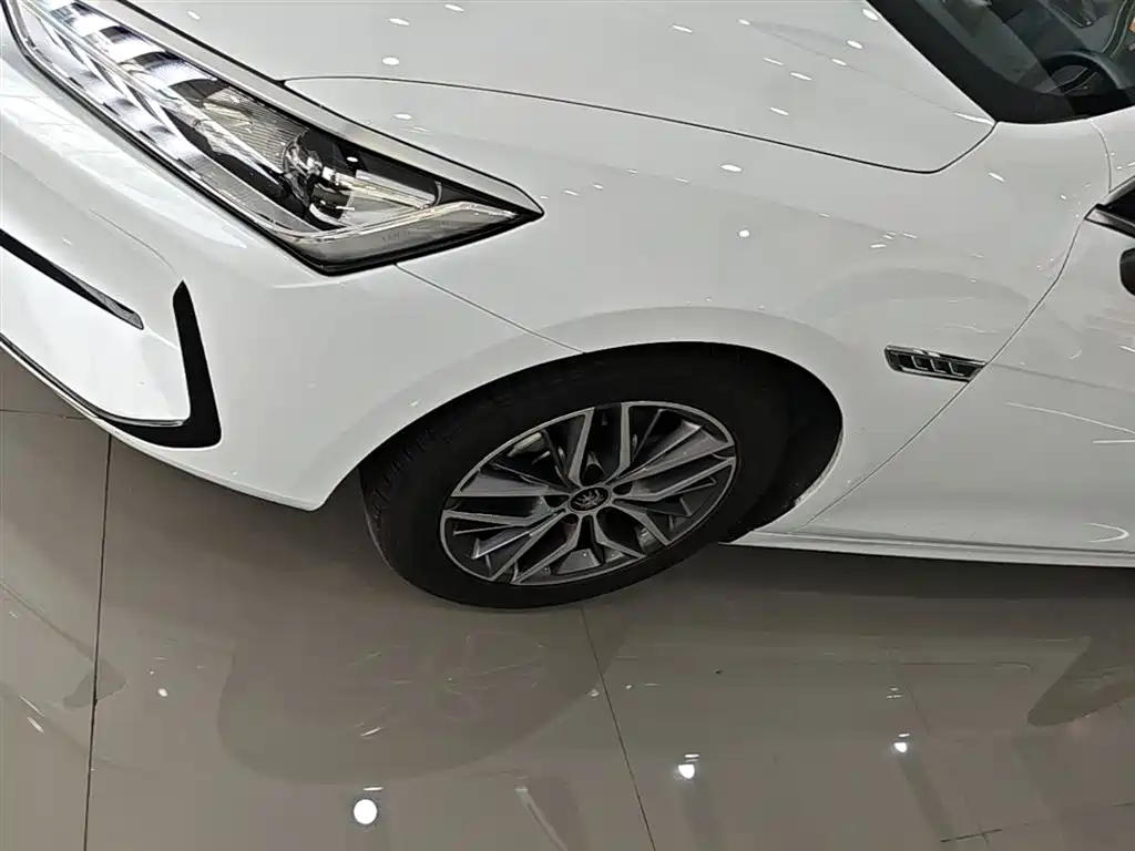 BYD Qin PLUS 2023 EV 510KM Travel Edition фото 25