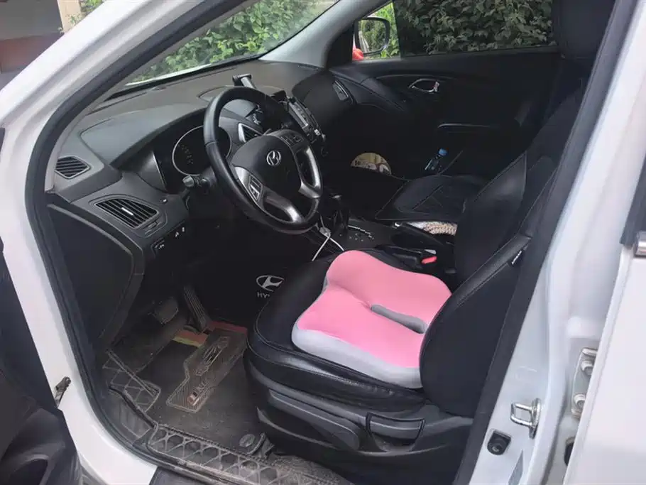 Hyundai Beijing Hyundai ix35 2015 2.0L Automatic 2WD Smart Type China IV фото 9