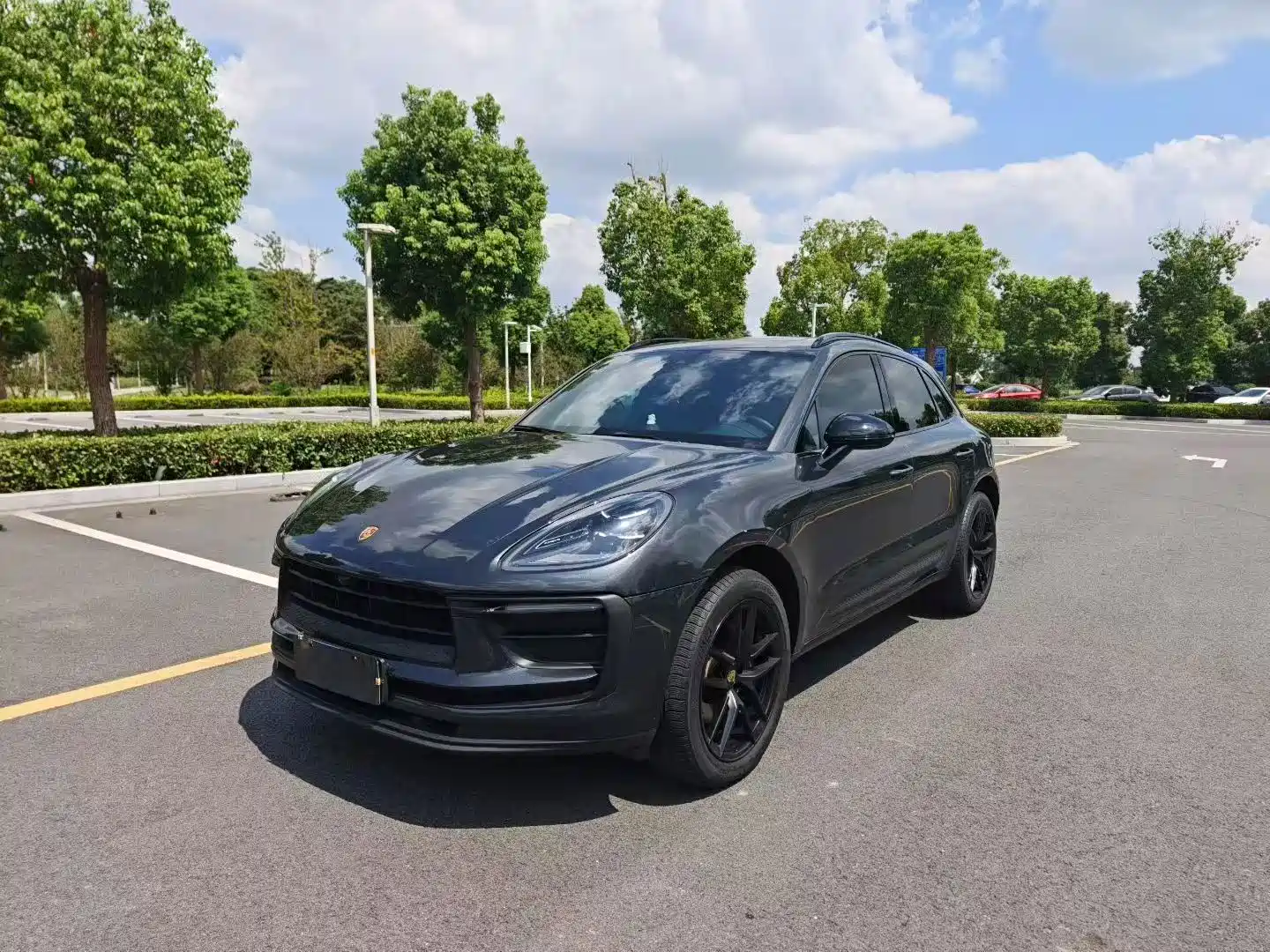 Фото 1 - Porsche Macan
