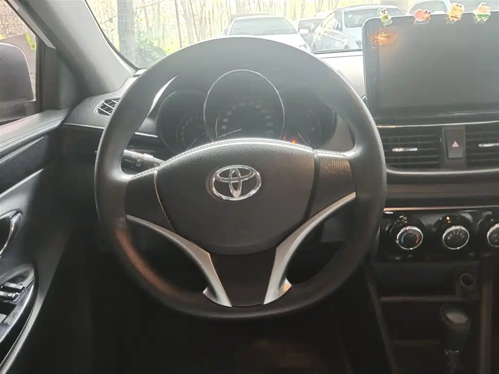 Toyota YARiS L Zhi Xuan 2021 Zhi Xuan X 1.5L CVT Luxury Edition фото 3