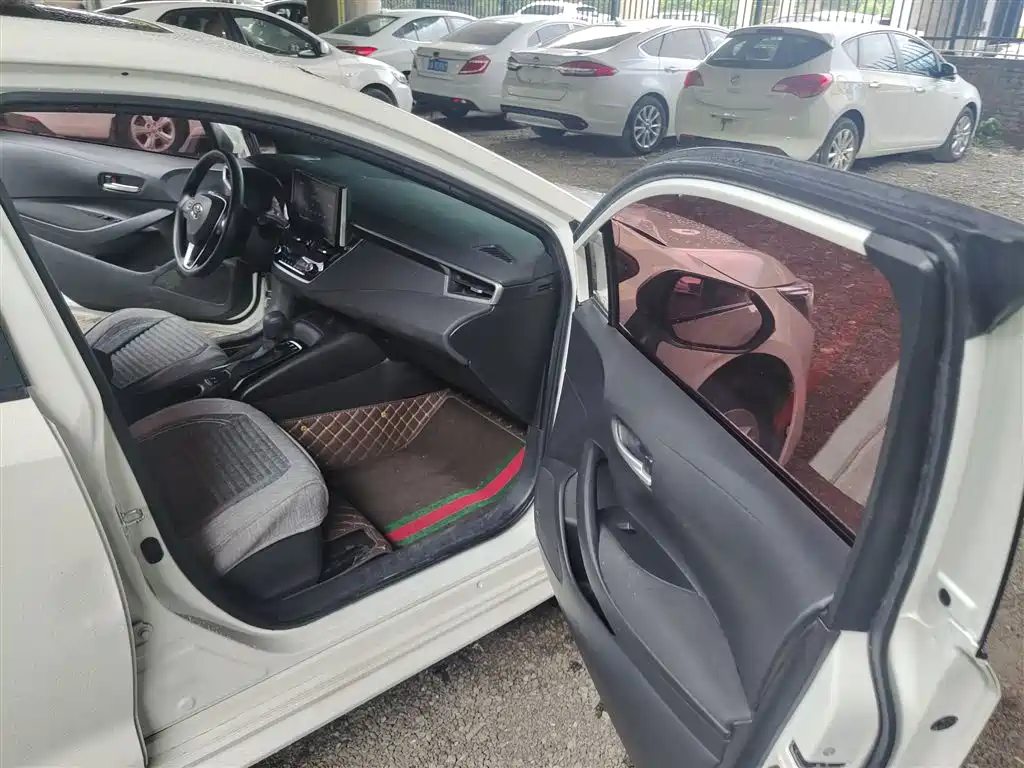 Toyota Levin 2019 185T CVT Luxury Edition China VI фото 24