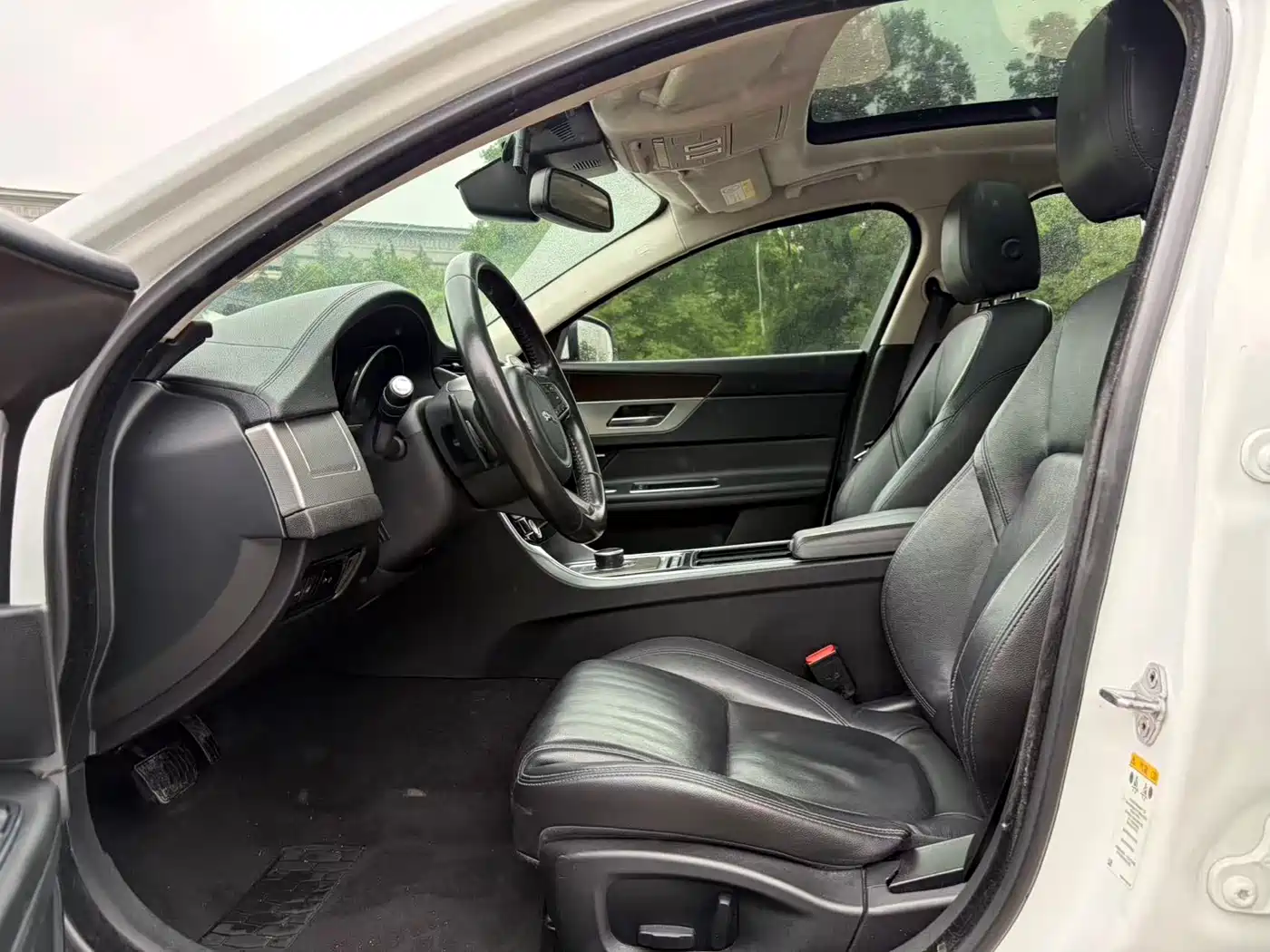 Jaguar XFL 2017 XFL 2.0T 200PS Elite Edition фото 6