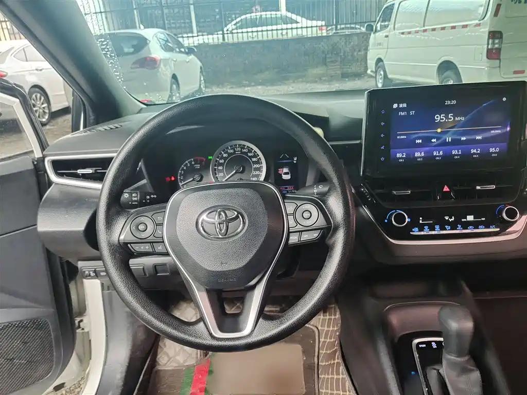 Toyota Levin 2019 185T CVT Luxury Edition China VI фото 3