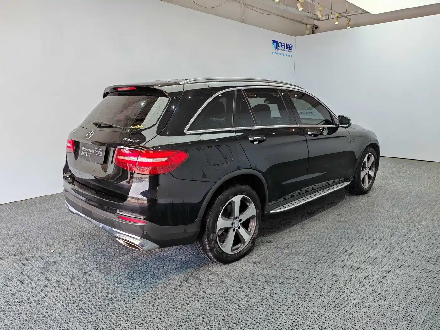 Mercedes-Benz GLC 2016 GLC 260 4MATIC Luxury фото 6