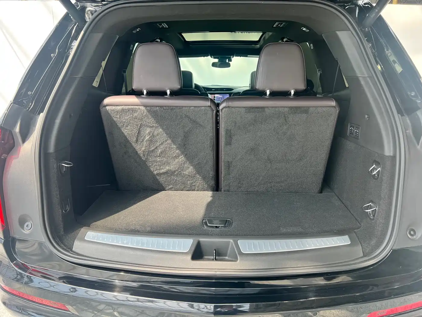 Cadillac XT6 2022 2.0T 6-Seater 2WD Luxury Edition фото 30