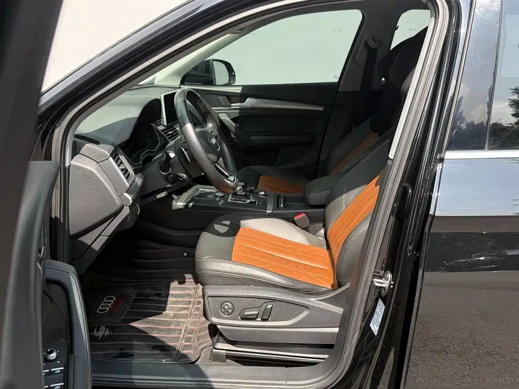 Audi Q5L 2020 45 TFSI Exclusive Fashion фото 10