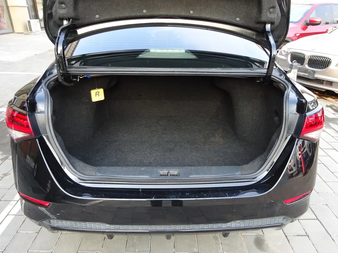 Nissan SYLPHY, миниатюра 14