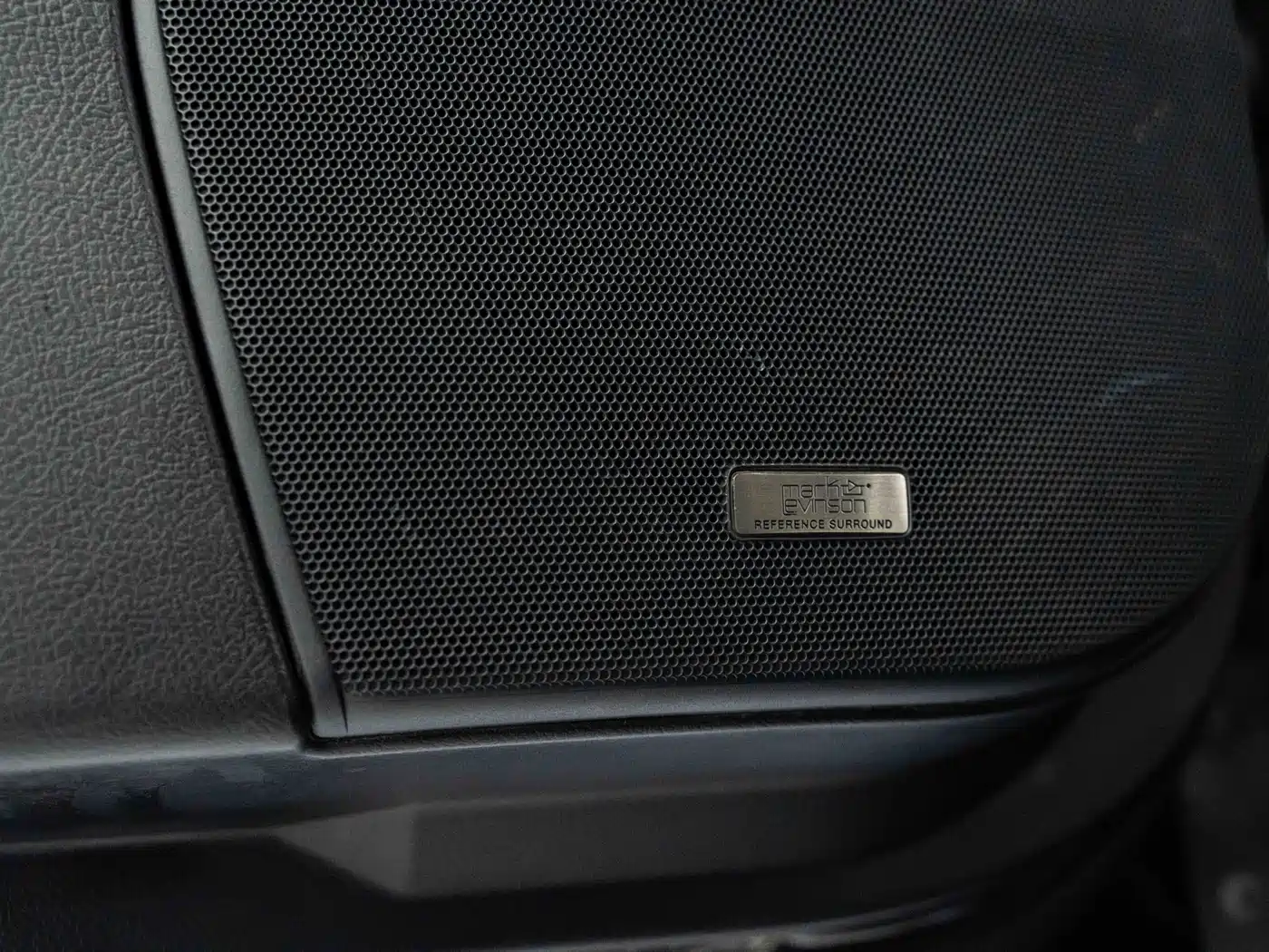 Lexus LX 2012 Model 570 фото 18