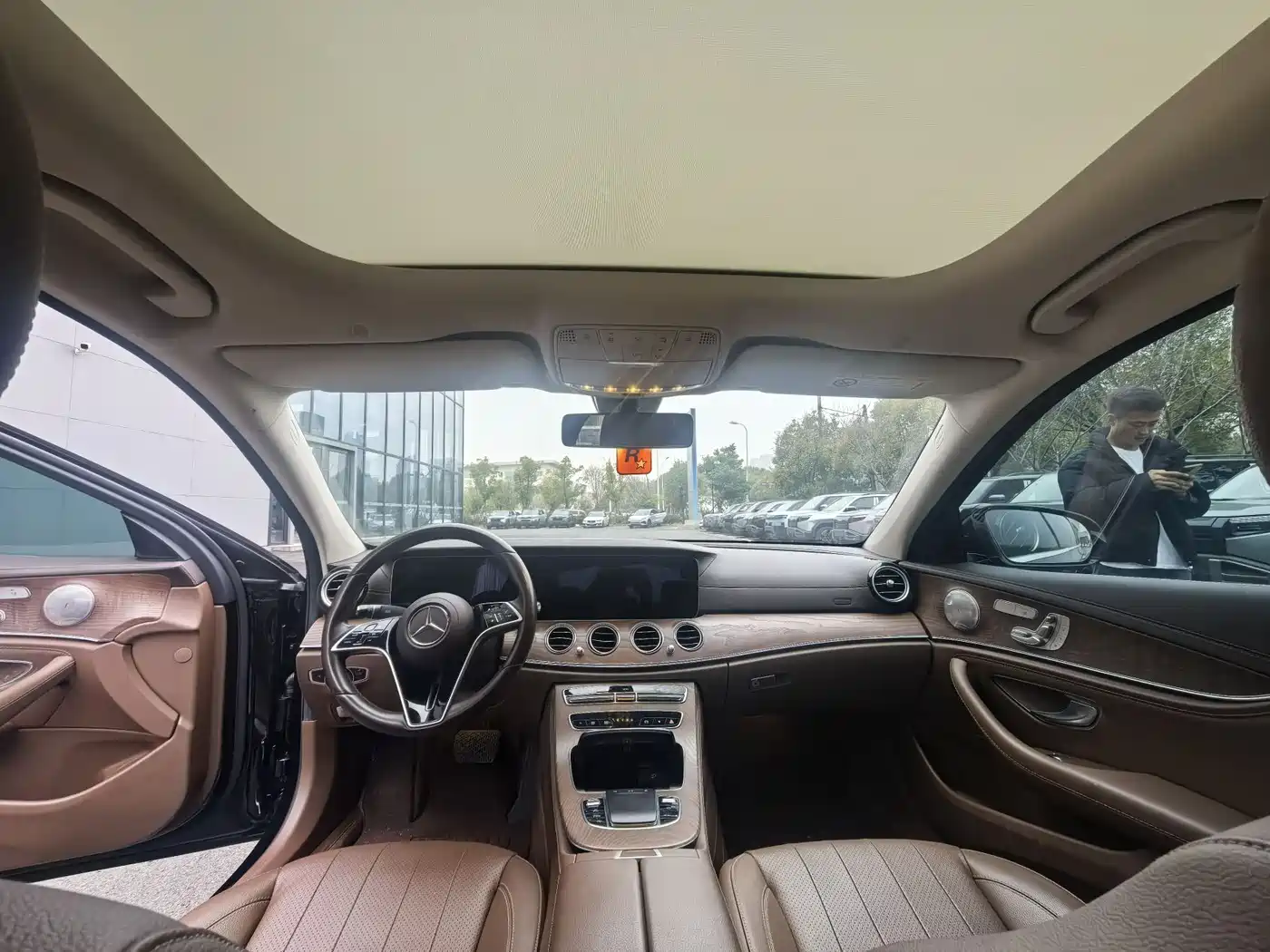 Mercedes-Benz E-Class 2022 Second Facelift E 300 L Fashion фото 9