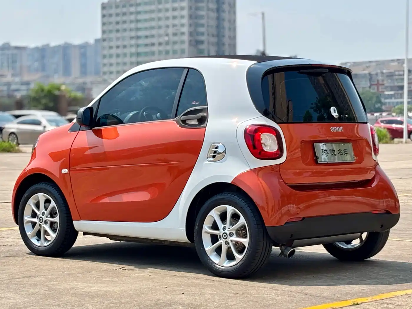 smart fortwo 2018 2018 1.0L 52kW Hardtop Agile Edition China V