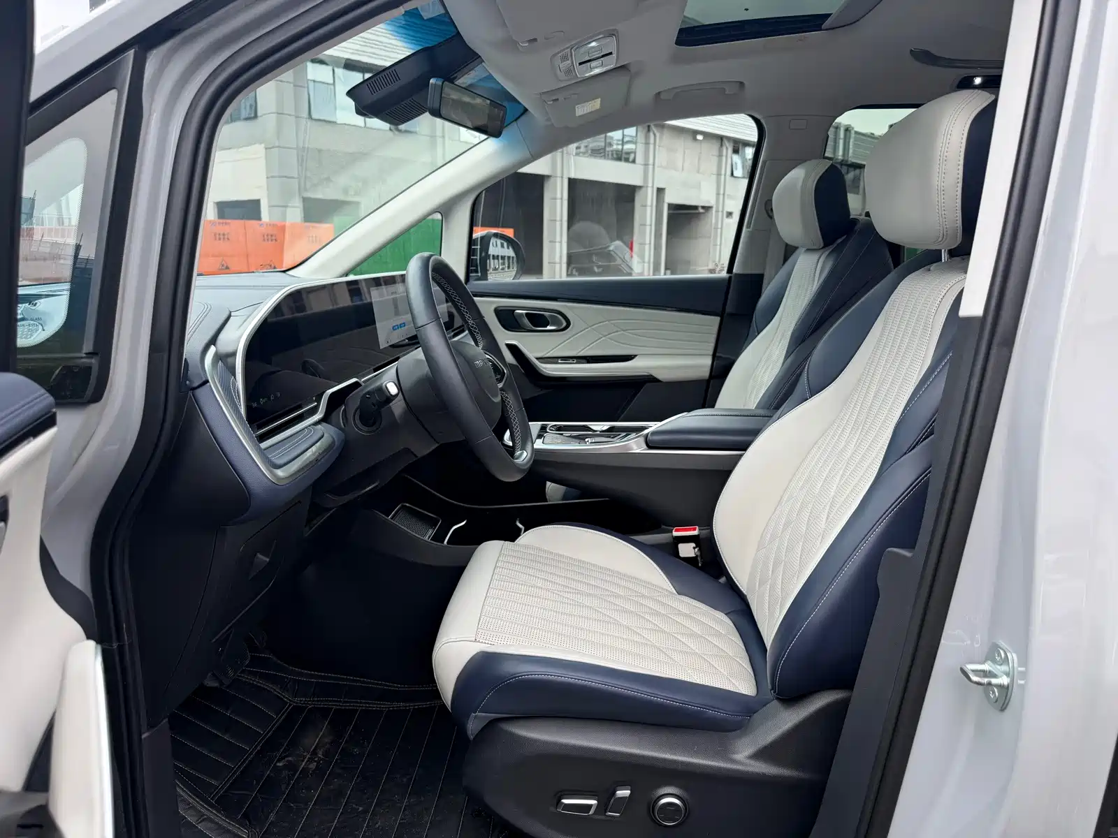 Фото 4 - Maxus Maxus G90