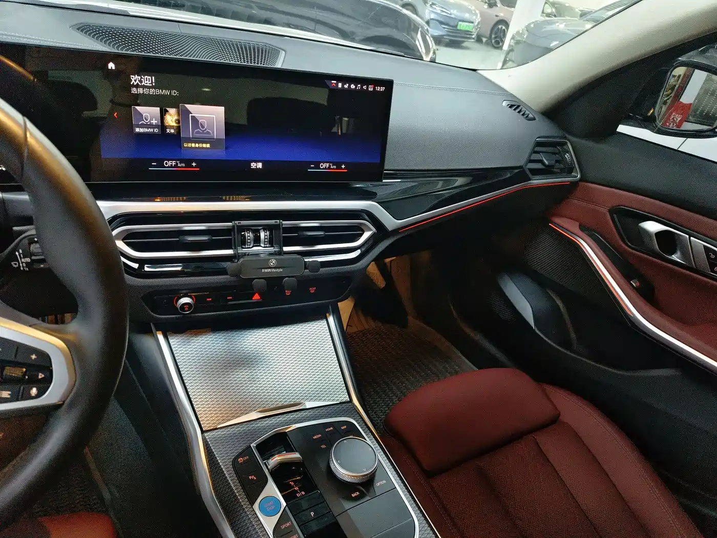 BMW i3 2023 eDrive 40 L Shadowline Package фото 11