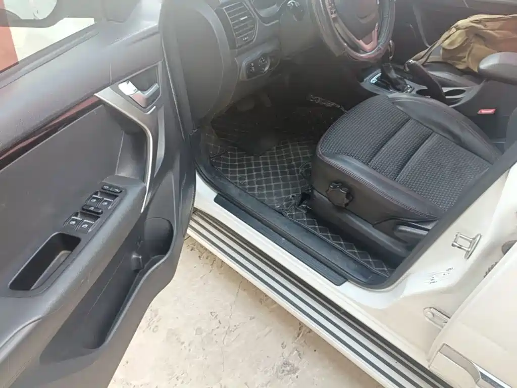 Chery Tiggo 3 2018 2016 1.6L CVT Smart Edition