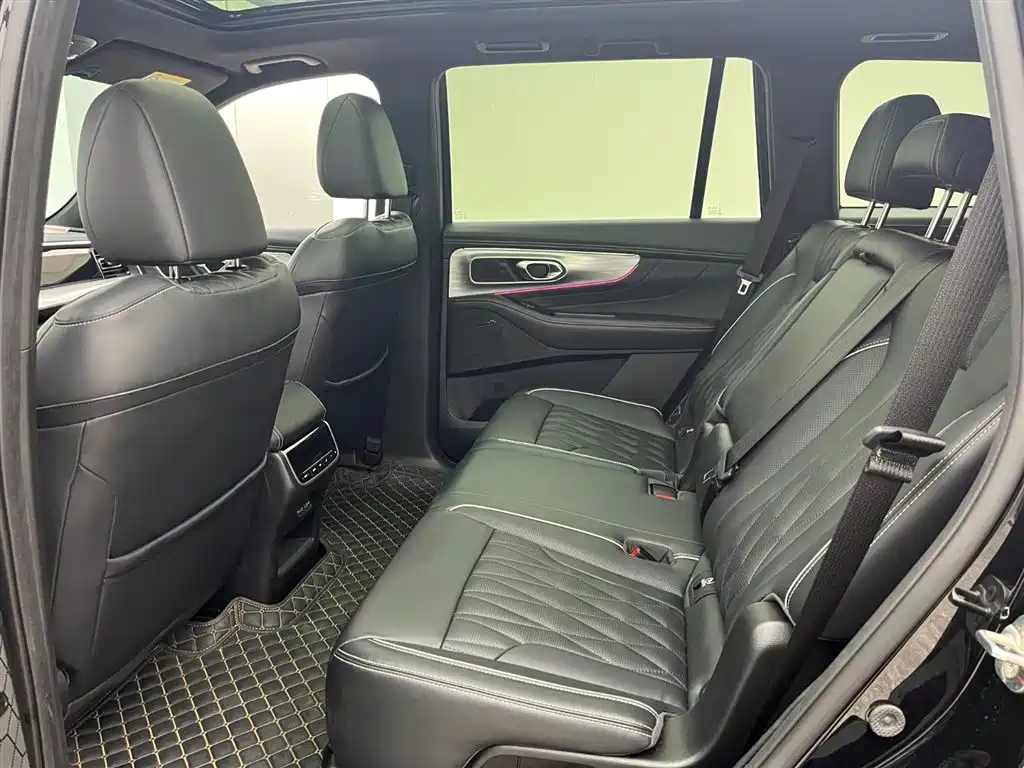 GAC Trumpchi Trumpchi GS8 2022 Pilot Series 2.0TGDI 2WD Luxury Smart Connect Edition (7-Seater) фото 5