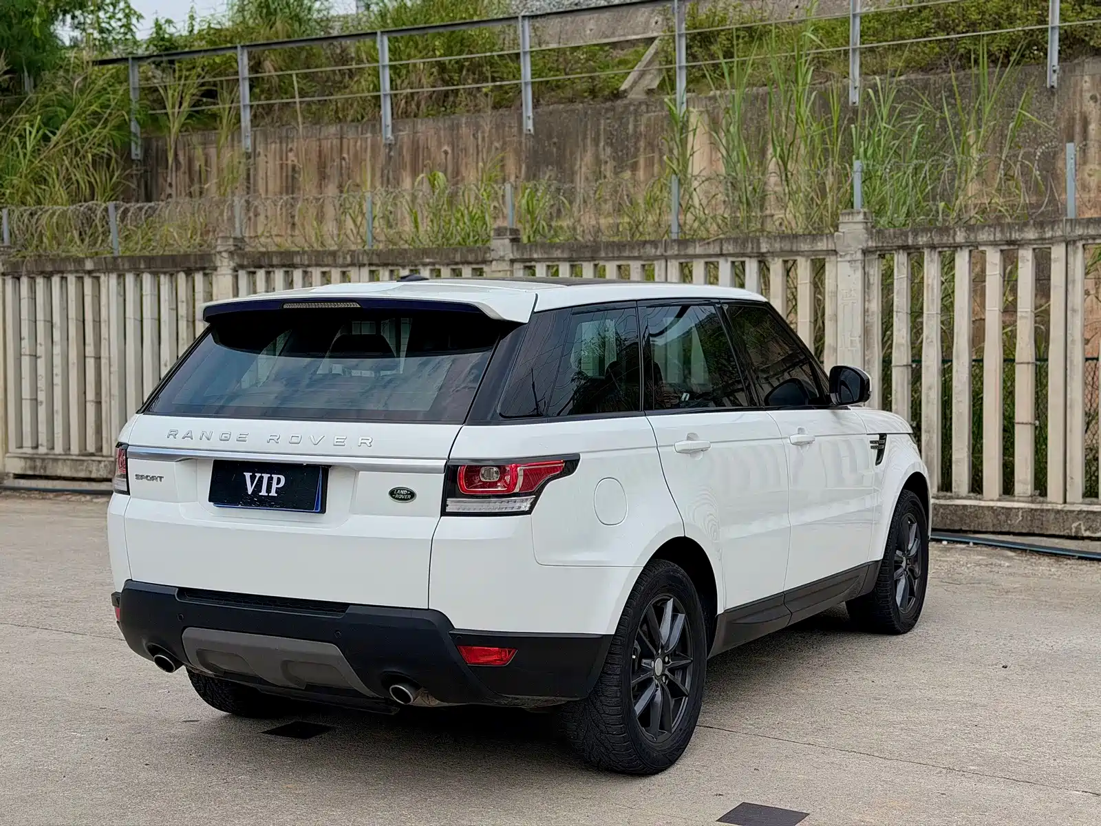 Photo 9 - Land Rover Range Rover Sport