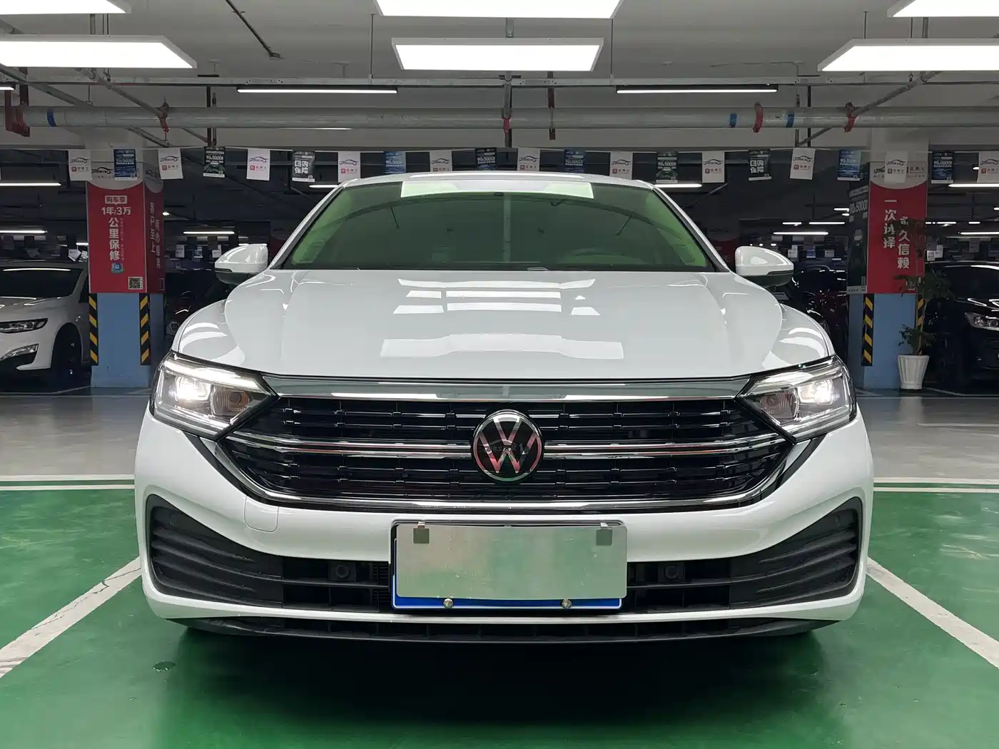 Volkswagen Sagitar 2025 Model Second Facelift 300TSI DSG Transcend Edition фото 2