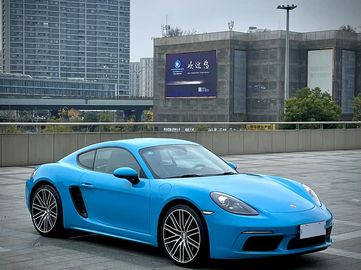 Porsche 718 2018 Cayman 2.0T фото 3