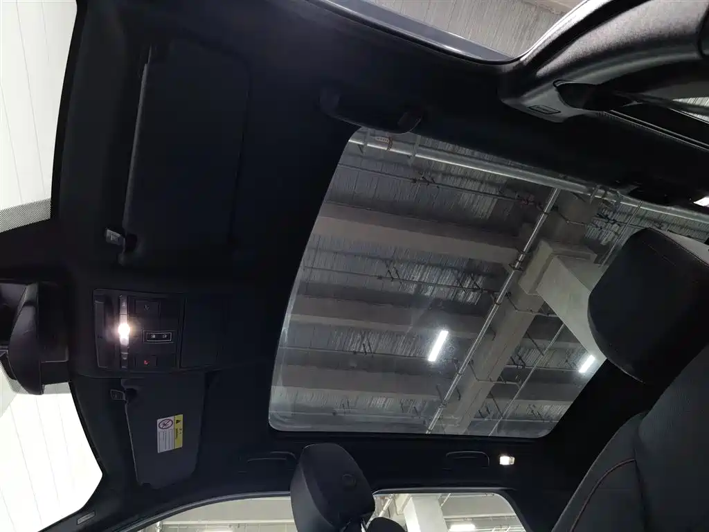 Land Rover Discovery Sport 2021 249PS R-Dynamic SE Performance Technology Edition 5-seater фото 14