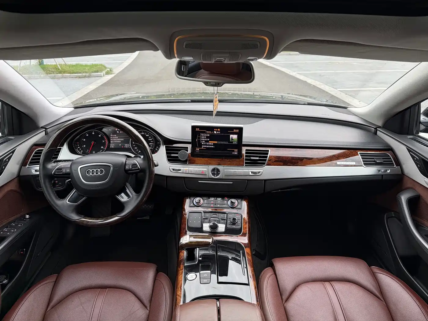 Audi A8 2013 A8L 45 TFSI quattro Luxury фото 12