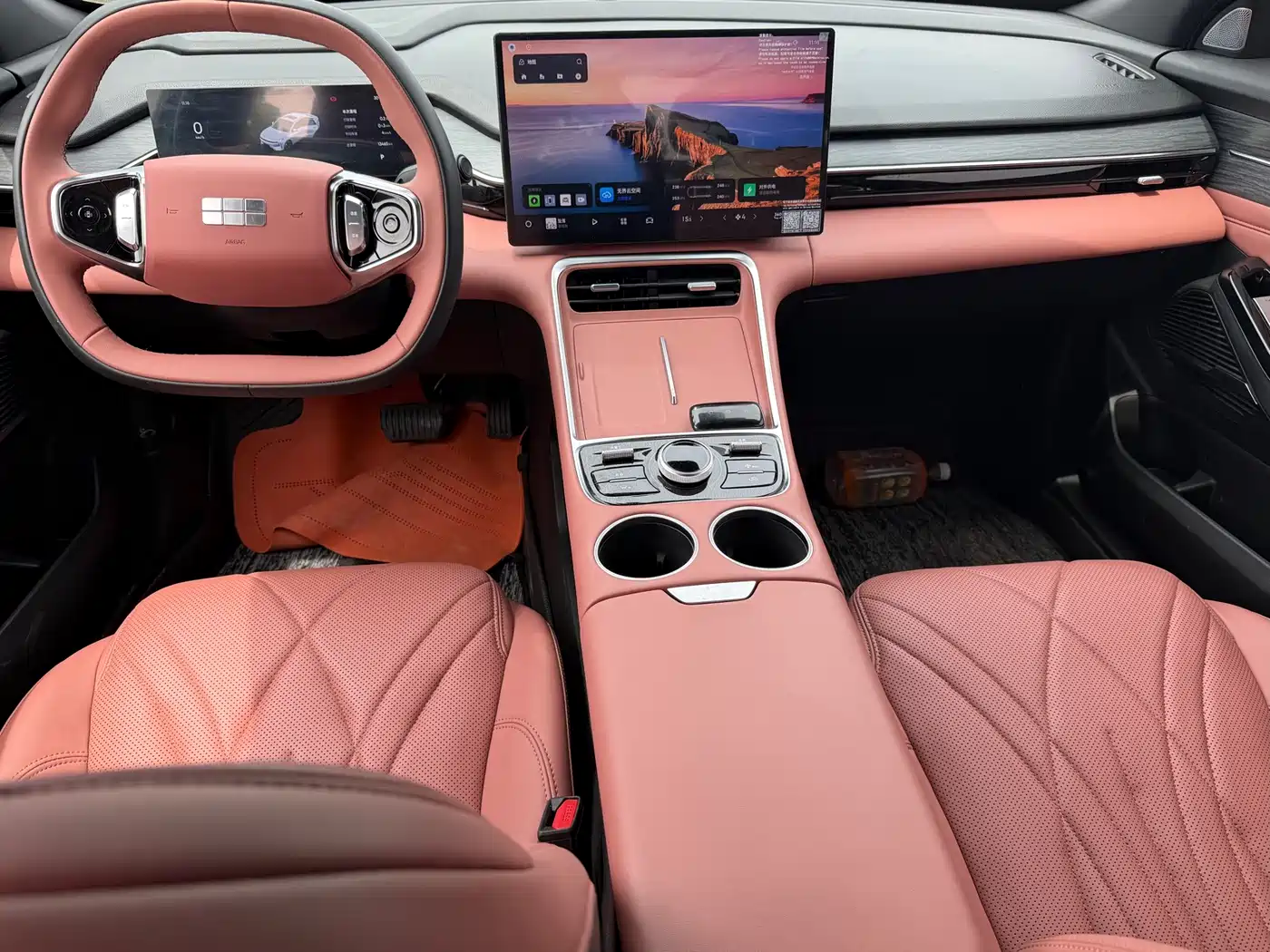 Geely Galaxy Galaxy L6 2024 125km PLUS Soaring Dragon Edition фото 6