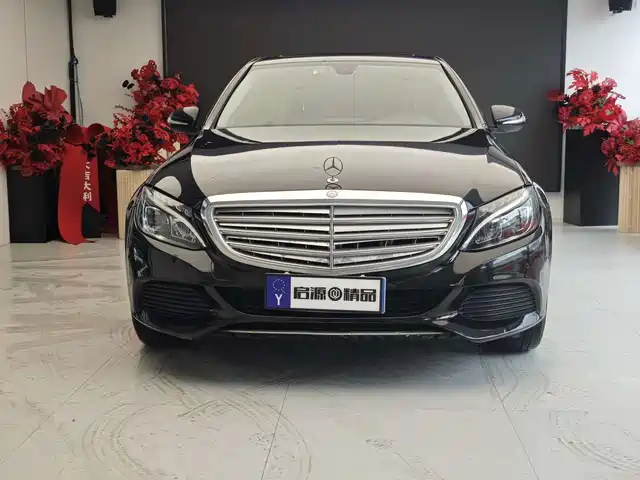 Mercedes-Benz C-Class 2015 C 180 L Sport — фото 2