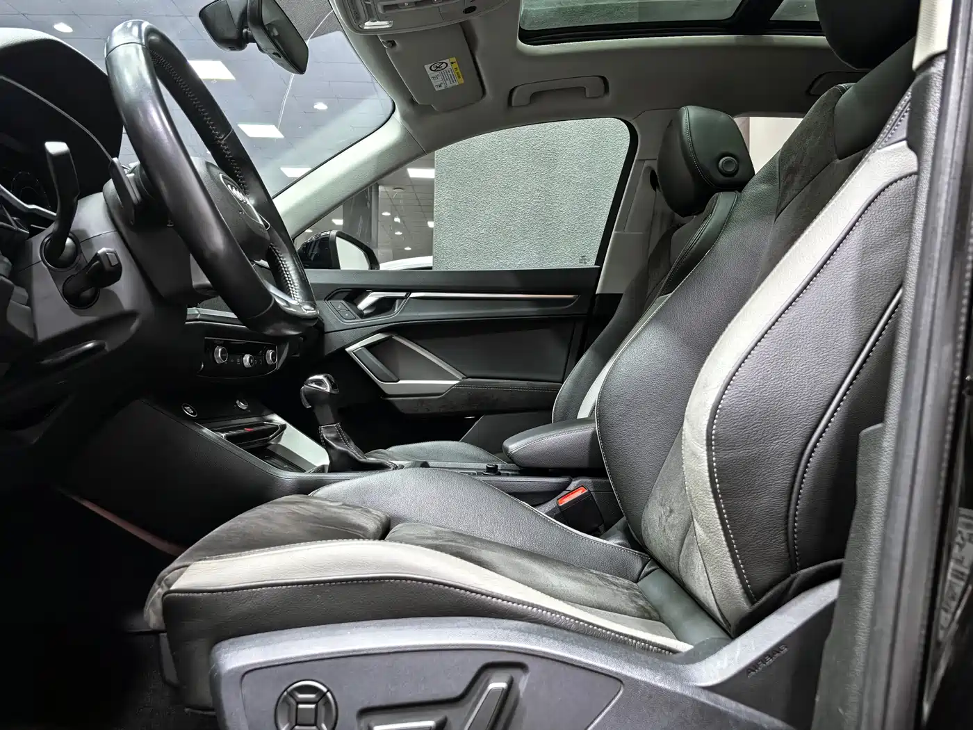 Audi Q3 2021 40 TFSI Fashion Sport фото 4