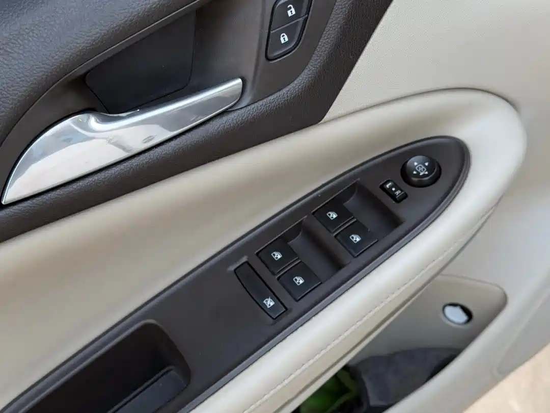 Buick Verano 2019 Sedan 15S Auto Leading фото 13