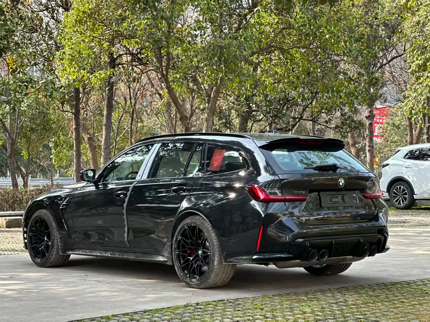 BMW M3 2026 BMW M3 Touring M xDrive Competition фото 7