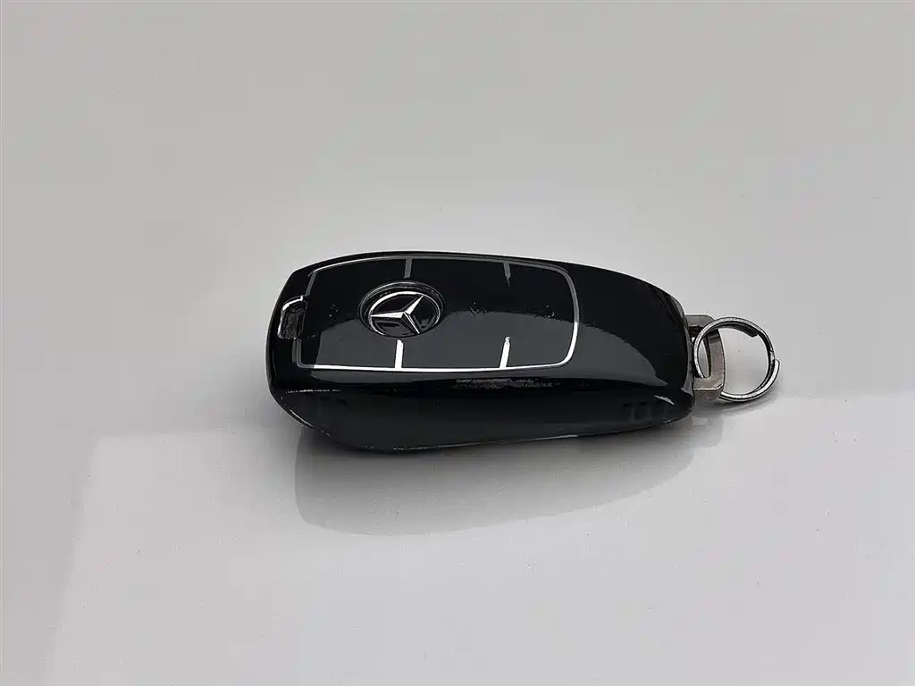 Mercedes-Benz E-Class 2016 E 200 L Sport Type фото 19