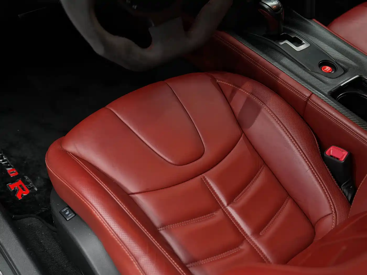 Nissan GT-R 2014 2014 3.8T Premium Edition (Brown-Red Interior)