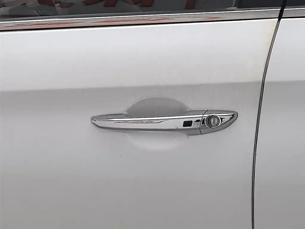Hyundai Sonata 2015 1.6T GLS Smart фото 18