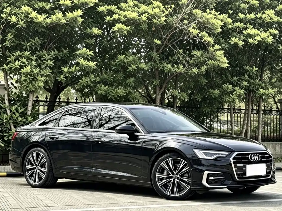 Audi A6L 2022 45 TFSI quattro Premium Elegance фото 3