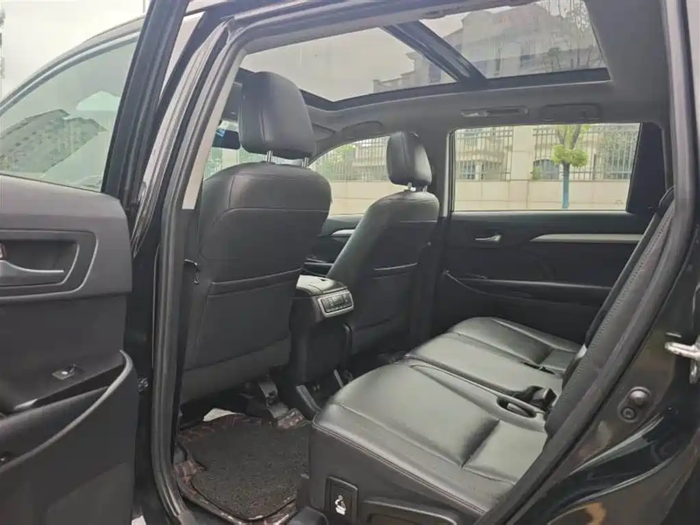 Toyota Highlander 2018 2.0T 4WD Luxury 7-seater (China V) фото 5