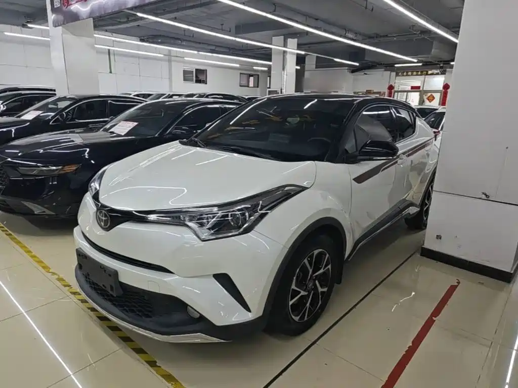 Toyota C-HR 2019 2018 2.0L Leading Edition China VI