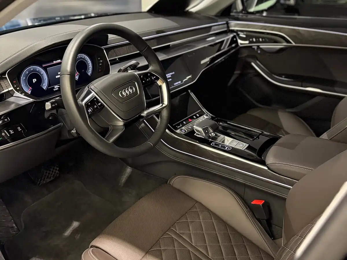 Audi A8 2024 Model A8L 50 TFSI quattro Premium Selection фото 9