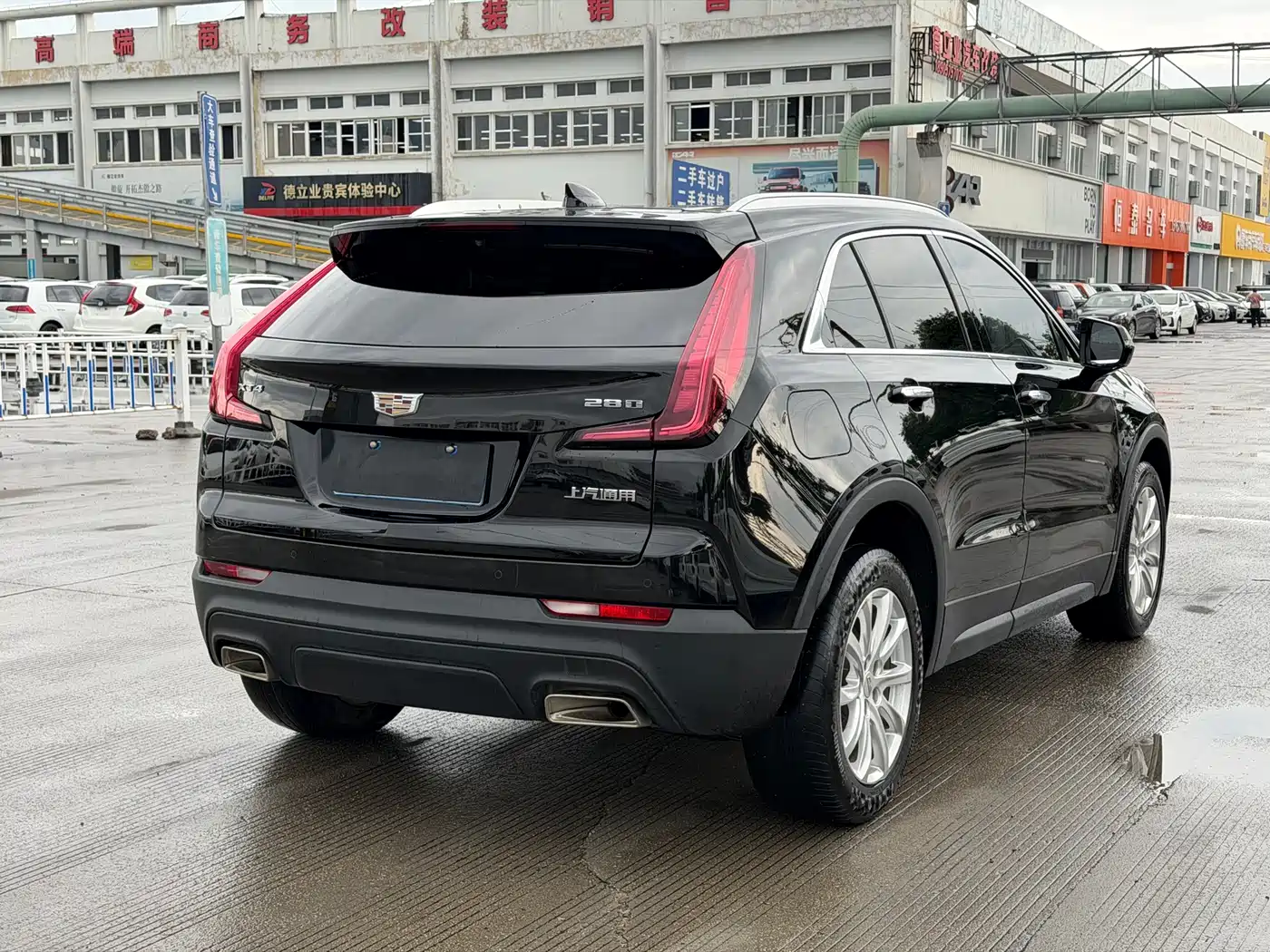 Cadillac XT4 2021 28T FWD Technology Edition фото 8